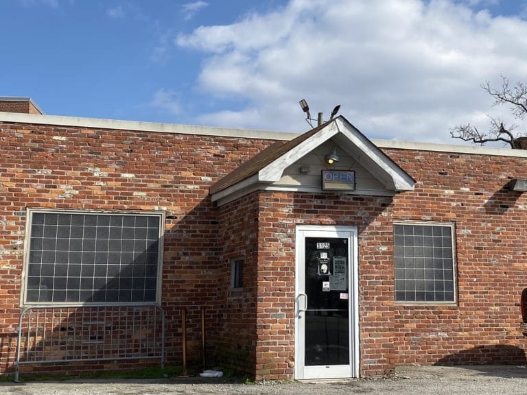 A view of the entrance to George Washington Tavern in Portsmouth, Virginia