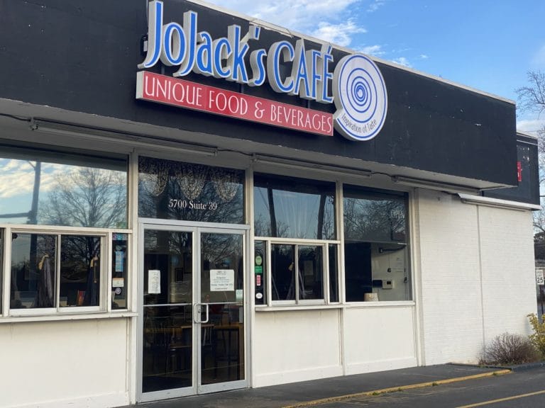 JoJacks Restaurant scaled 1 768x576