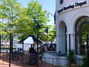 Legend Brewing Portsmouth Virginia Outdoor Patio