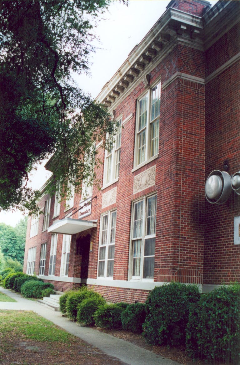 Shea Terrace Elementary School, a Virginia historical site