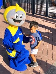 Andalo mascot with small child