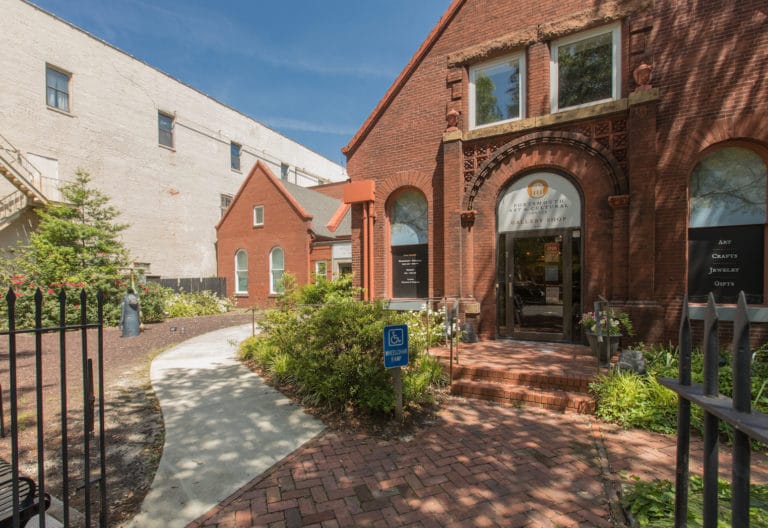 The exterior of the Portsmouth Art and Cultural Center Gift Shop.