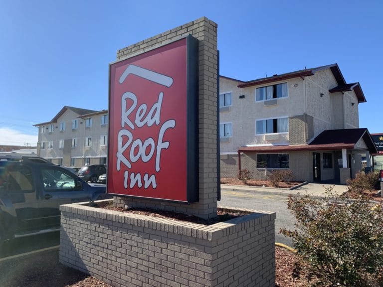 A street view of the front of the Red Roof Inn in Portsmouth, Virginia