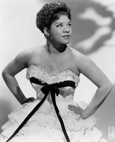 Black and White photo of Singer and Portsmouth, VA native Ruth Brown in 1955