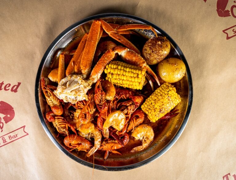 The Twisted Crab Shrimp crawfish and snowcrab combo 768x586