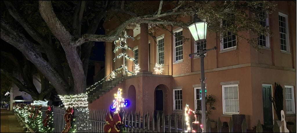 Olde Towne Holiday Lights at the Portsmouth Art and Cultural Center